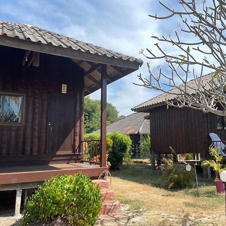 Happy Days Resort Koh Mak Extérieur photo