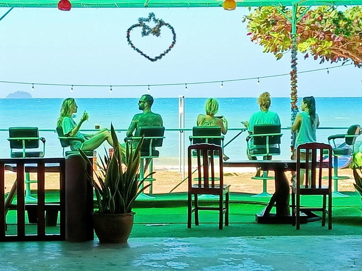 Happy Days Resort Koh Mak Extérieur photo
