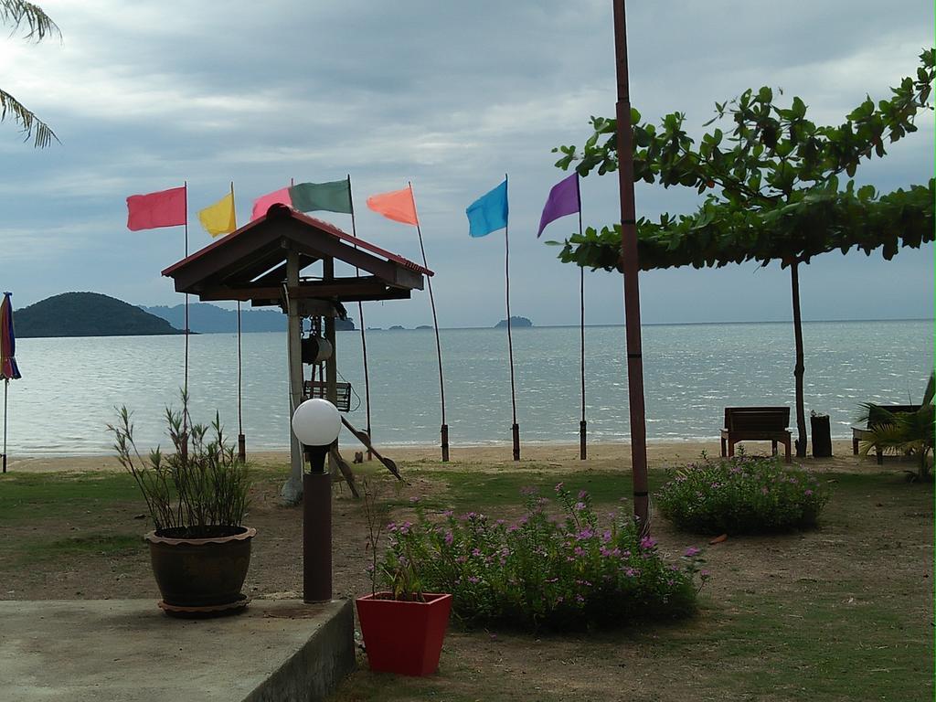 Happy Days Resort Koh Mak Extérieur photo